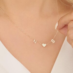 Colar de coração multi-inicial personalizado – Joias personalizadas de aço inoxidável para casais – Presente para ela ou para você