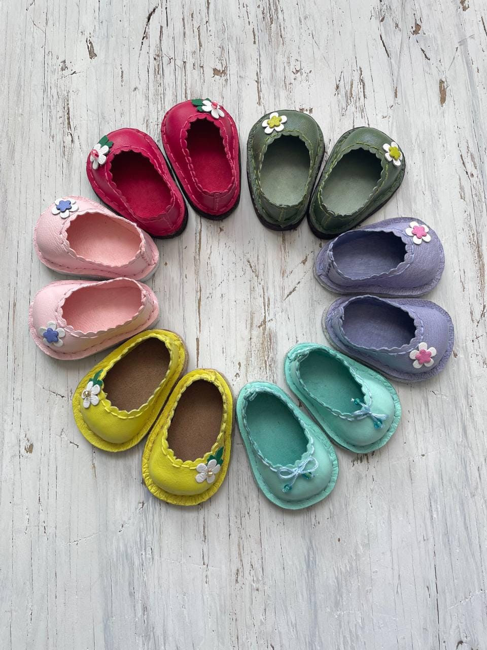 Floral Leather Doll Shoes: Fits 18" American Girl Dolls