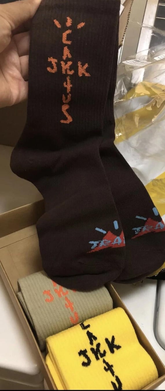 トラヴィス・スコット ソックス 3足セット *新品* (箱は付属しません