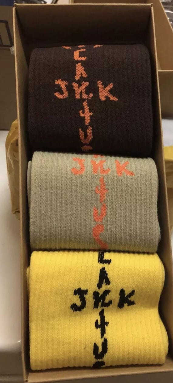 トラヴィススコット　ソックス　3個セット Amazon | [kanoroto] 靴下 メンズ 25-27cm 夏(3足組) Travis