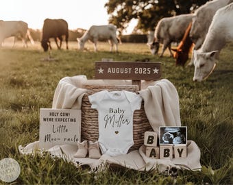 Western pregnancy announcement Highland Cow Pregnancy Announcement Western baby gender Neutral Announcement social media reveal Country farm