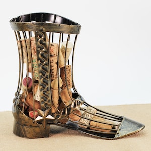 Pig cork holder hotsell