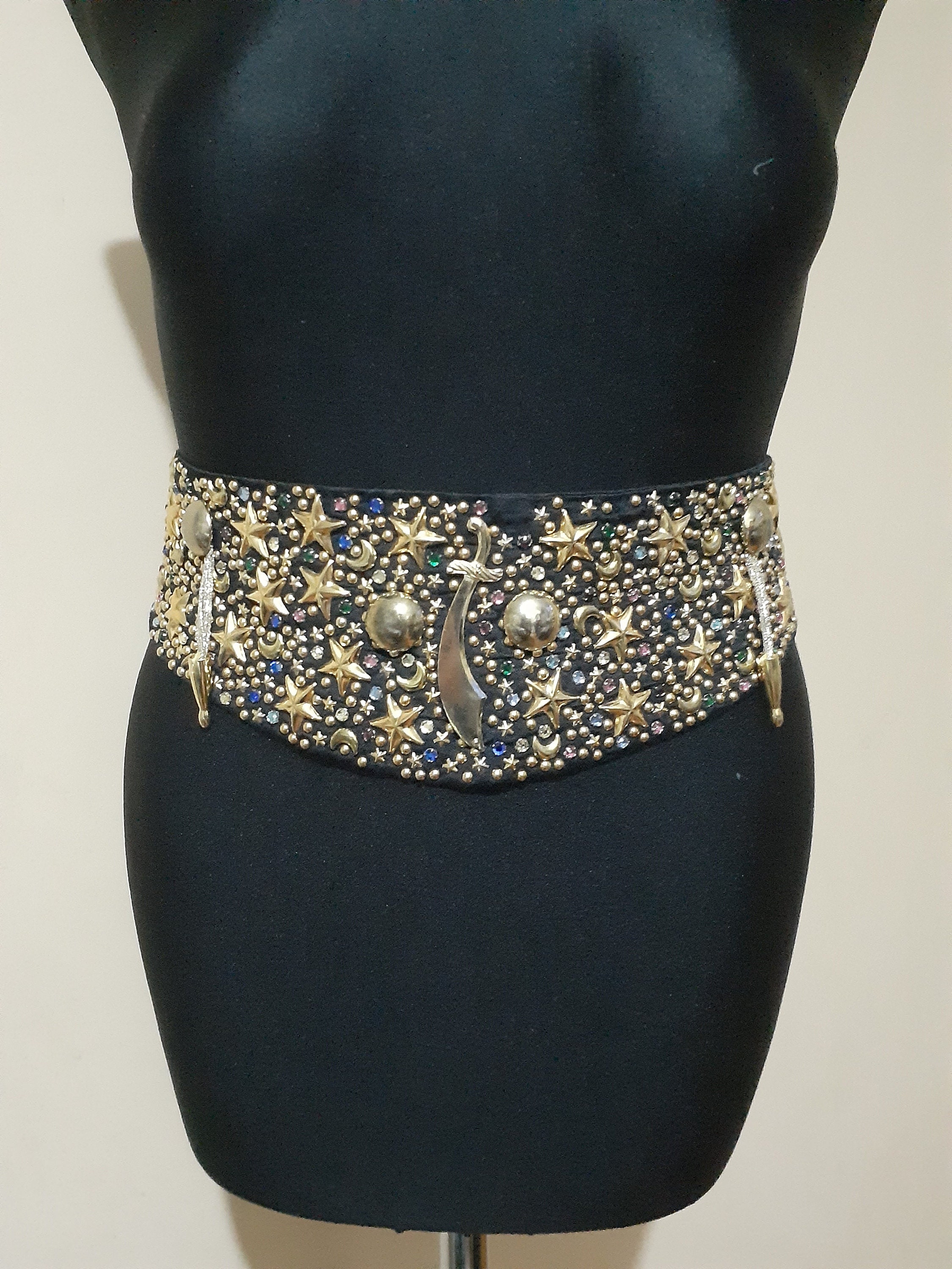 Lily Farouche Vintage 1980s Studded Belt With a Saber - Etsy display picture 2
