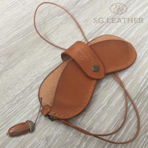 Brillenetui, Brillenhalter aus Leder, Brillenhalter mit abnehmbarer Kordel, Reisezubehör, personalisiertes Geschenk für Ihn, Geschenk für Sie