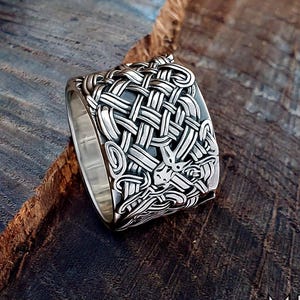 Celtic snake ring. Handcrafted sterling silver celtic knot ring. Norse and Celtic Jewelry Gift. Viking Jewelry Gifts.