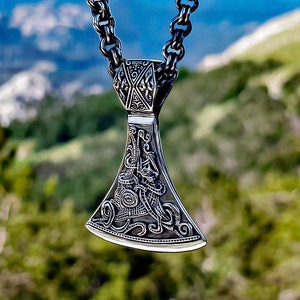 Mammen axe pendant. Authentic ancient viking axe necklace. Handcrafted sterling silver axe. Viking jewelry gifts.