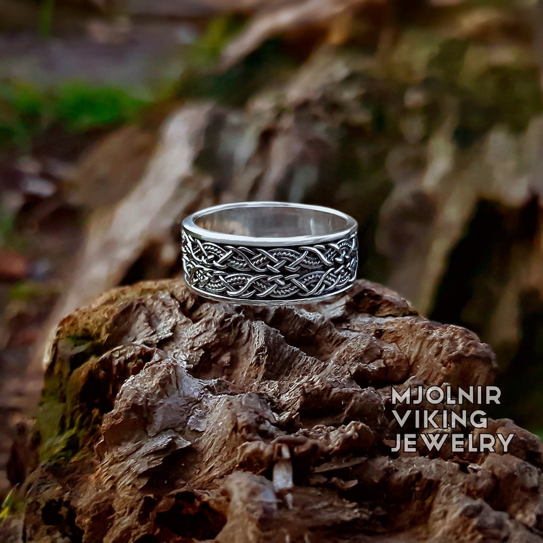 Bague viking tressée bijoux scandinaves artisanaux en argent