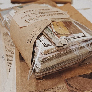 Conjunto de bilhetes de outono 200 peças, kit de diário lixo, kit de coisas efêmeras, estilo vintage, cartões, ingressos, etiquetas, cartões, adesivos, newspapar
