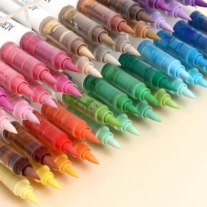 Languo 9 acrylic painter marker set