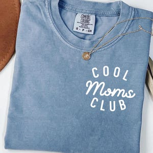Cool Moms Club PNG, chemise Cool Moms Club, SVG club des mamans fatiguées, cadeau fête des mères, chemise maman drôle, cadeaux pour maman, chemise mère, mamans cool