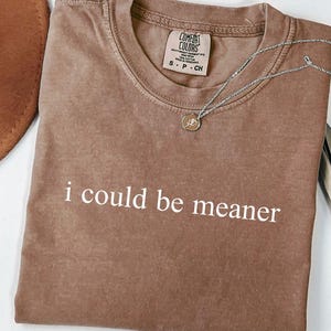 Eu poderia ser mais malvado PNG, camiseta engraçada de humor, camiseta sarcástica, camiseta com citação engraçada, camiseta sarcástica, camiseta engraçada PNG, PNG sarcástico, SVG sarcástico