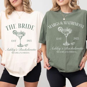 Margs and Matrimony, Junggesellinnenabschieds-Shirts PNG, personalisierte Junggesellenabschieds-Shirts, benutzerdefinierter Name und Ort Bachelorette Shirts