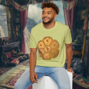 Símbolo OM tibetano, camiseta de meditación, camiseta Om tibetano, ropa espiritual para meditación.