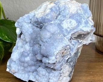 Geoda de cristal de calcedonia azul, 3 libras, 6,3 onzas