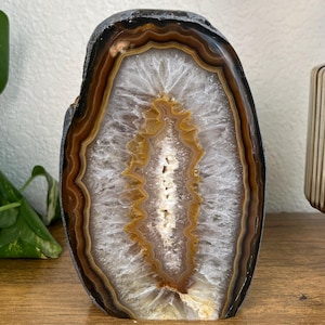 Large Agate Crystal Geode 4lbs .9oz - Brazil