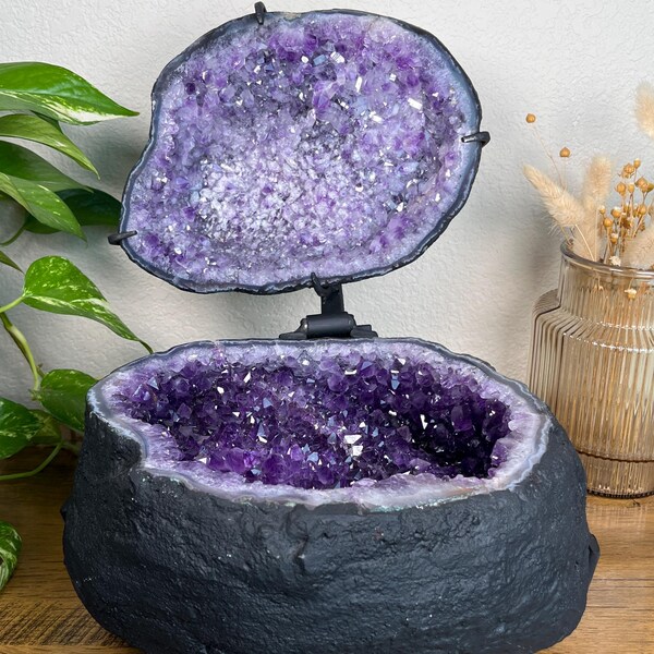 Large Amethyst Crystal Geode "Jewelry Box" 31lbs .5oz - Brazil