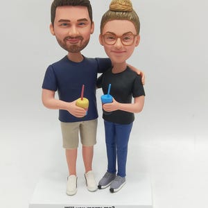 Muñecos cabezones personalizados para parejas, muñecos cabezones para parejas, regalos de aniversario de bodas, muñecos cabezones personalizados para bodas en pareja, los mejores regalos de muñecos cabezones para parejas