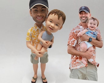 父と子のカスタムボブルヘッド - パーソナライズされた家族の置物クリエイティブキャラクター彫刻版ハグデザイン