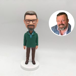 personalized bobblehead ,custom bobblehead from photo ,custom individual bobblehead ,bobble head cake topper ,custom man bobblehead , gifts