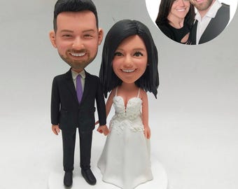Custom Wedding Couple Bobblehead Cake Topper for Romantic Ceremony and Personalized Keepsake Gift