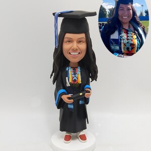 Customized bobbleheads for graduating college students, personalized graduation gifts for her,gifts for PhDs and graduates, graduation gifts