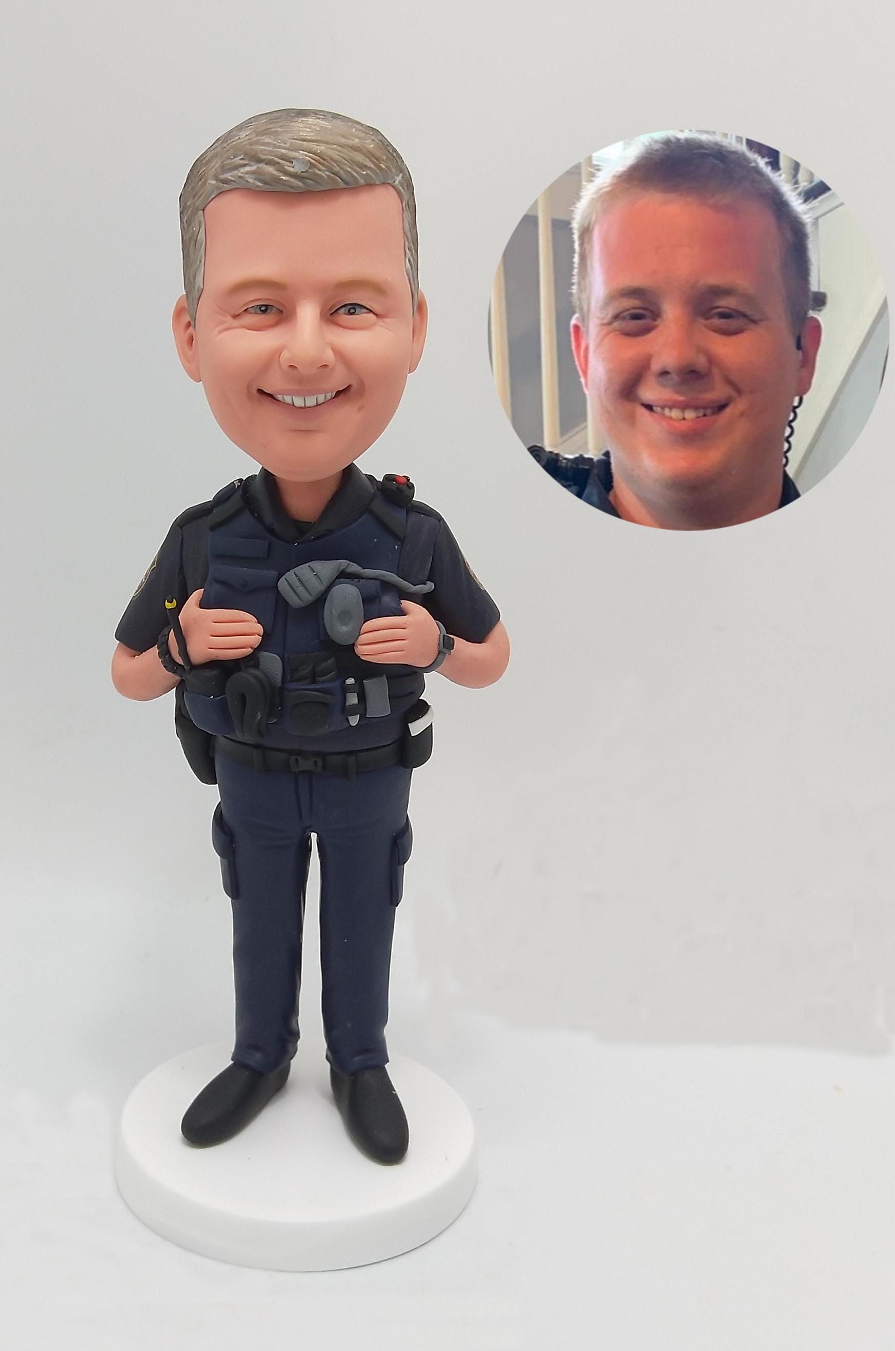 Figurina Bobblehead personalizzata: regalo fatto a mano in argilla polimerica - Italia