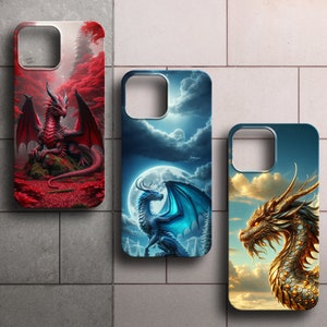 Könnte beinhalten: Drei Handyhüllen mit verschiedenen Drachenmotiven. Die erste Hülle zeigt einen roten Drachen vor einem rot-weiß-blauen Hintergrund. Die zweite Hülle zeigt einen blauen Drachen vor einem blau-weiß-grauen Hintergrund. Die dritte Hülle zeigt einen goldenen Drachen vor einem gelb-orange-weißen Hintergrund.