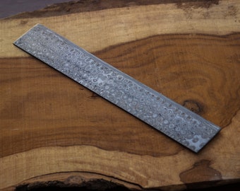 Damascus steel billet Raindrop Pattern.