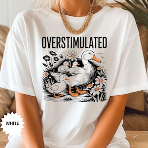 Overstimulated Mama Duck Shirt,  Farm Animal Graphic Tee, Homeschool Mom Life Tee, Cottagecore Mother&#39;s Day Gift, Sarcastic Mom T-shirt