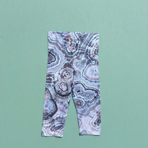 Handmade Geode Ice Tie Dye Capri Leggings: Boho Festival Fashion