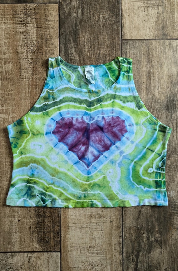 Tie Dye Heart Geode Crop Top: Boho Festival Clothing (Size XL)