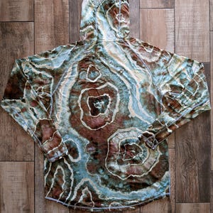 Size Large Tie Dye UPF 50 Sun Hoodie: Bamboo Blend, Thumb Holes bild 2