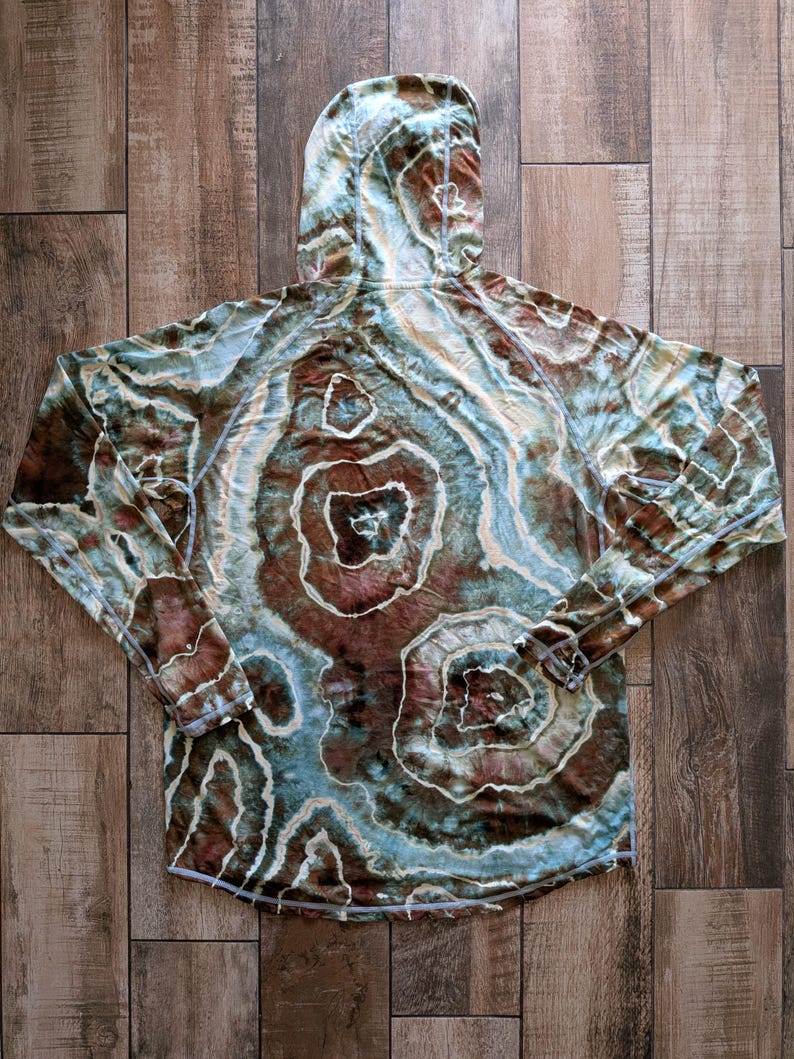 Size Large Tie Dye UPF 50 Sun Hoodie: Bamboo Blend, Thumb Holes bild 2