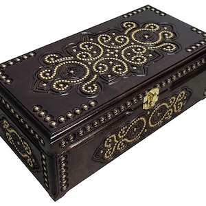 Large wooden box inlaid with metal, casket (30/15cm.)