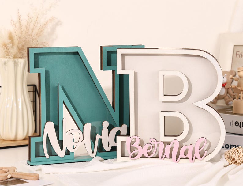 Hucha de madera personalizada con letra: Hucha con nombre personalizado imagen 2