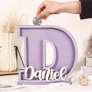 Hucha de madera personalizada con letra: Hucha con nombre personalizado imagen 11