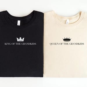 Grandma T-Shirt, Queen of the Grandkids Shirt, Mother&#39;s Day Gift, Birthday Gift for Grandmother, Nana Tee, Pregnancy Reveal Shirt, Nana Tee