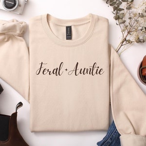 Feral Auntie, Pregnancy Reveal to Sister, Auntie Shirt, Feral Aunt Shirt, Pregnancy Reveal to Family, Weirdcore Clothing, Baby Announcement