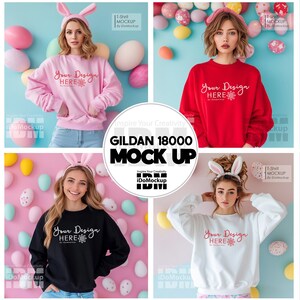 Op de afbeelding: Vier vrouwen dragen verschillende gekleurde sweatshirts met de tekst "Your Design Here" op de voorkant. De vrouwen dragen konijnenoren-hoofdbanden en zijn omringd door kleurrijke paaseieren.