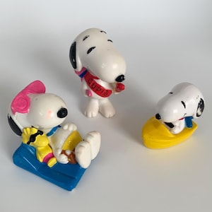 Vintage Snoopy Pool Toy - Etsy