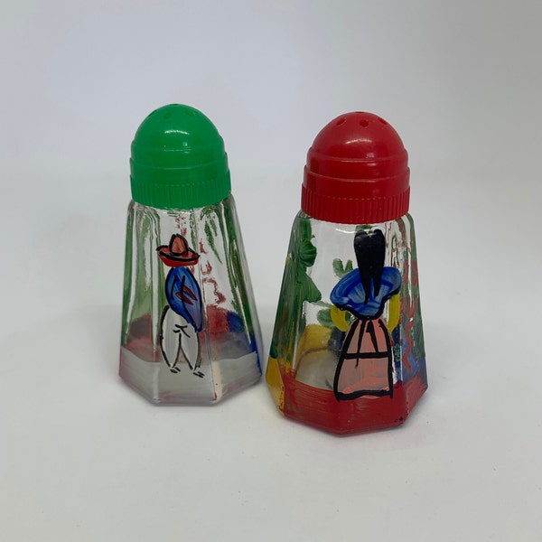 Vintage Hand-Painted Clear Glass Salt and Pepper shakers from Juarez, Mexico, Man and Woman with Scenery | Mexico Souvenir