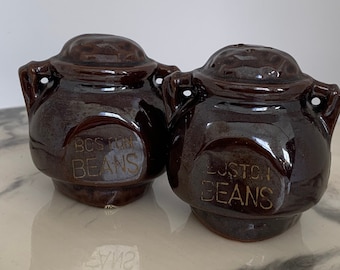 Boston Beans Salt and Pepper Shakers, G Nov. Co. Japan  | Mid-century Modern Collectible Shakers, Massachusetts Souvenir