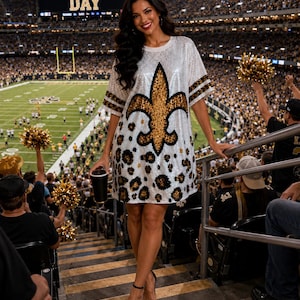 Vestido de malha com lantejoulas: leopardo flor-de-lis, traje para dia de jogo