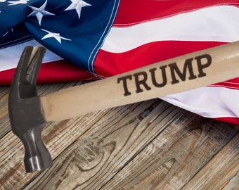 Trump 2024 Herdenkingsmunt gegraveerd 16oz MAGA Hammer. Amerikaanse familie handgemaakte houten handvat nagelconstructietool. Certificering Broekschoenen