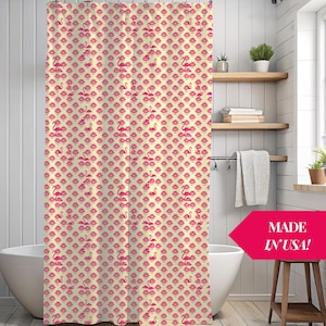 Tropical Flamingo Shower Curtain Beach Vibe Bathroom Decor Pink Bird Theme Bath Curtain Summer Home Accessory Exotic Bird Lover Beach House