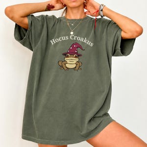 Funny Frog Witch Shirt Hocus Croakus Tee Cute Halloween Frog Shirt Witchcore Fall Shirt Spooky Season Graphic Tee Frog Lover Gift