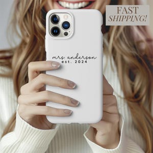 Minimalist Bride Accessory Wedding Year Memento Colorful Mrs Phone Case Protective Wedding Phone Cover Personalized Anniversary Gift Custom Wedding Gift Bride Phone Accessory