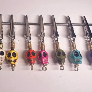 Unieke skelet mini-pinautomaatkaartclip - kaartklem met lange spijker en armbandhulpje met wagnerite-kralen