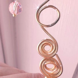 Smoke Ring Cigarette Holder –Fancy Holder with Gold, Rose & Crystal Bling! Stay Classy While You Puff – Adjustable, Stylish in High Dem