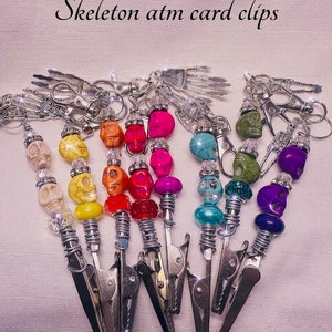 ATM-kaartclips skelet, kristallen kaartclip, debetkaarthulp, lange spijkerhulp, gepersonaliseerde bedel, kies hand of lichaam